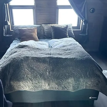 With Panoramic And Trails Outside Holiday home